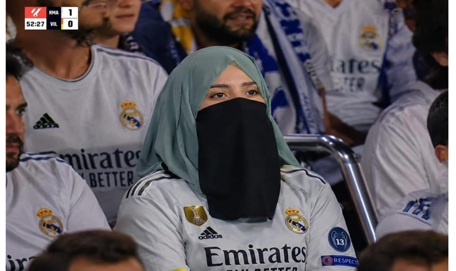 Ultra-Realistic Football Stadium AI Prompt Guide for Viral TikTok Content